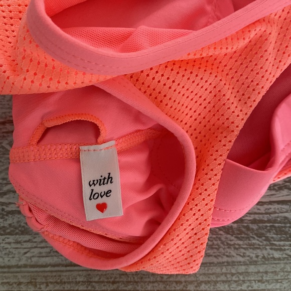 LORNA JANE Size XS-S Fitted Coral Top Excellent Condition With Built In Crop! - Picture 5 of 5